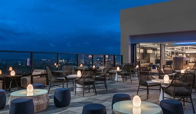 Seda Vertis North Quezon City Bagian luar foto The Terrace at the hotel