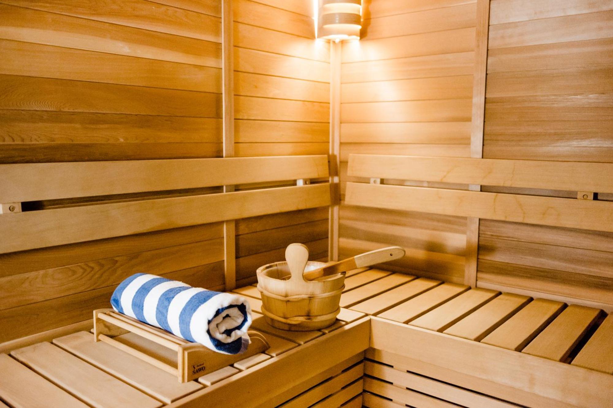 Seda Vertis North Quezon City Bagian luar foto Sauna